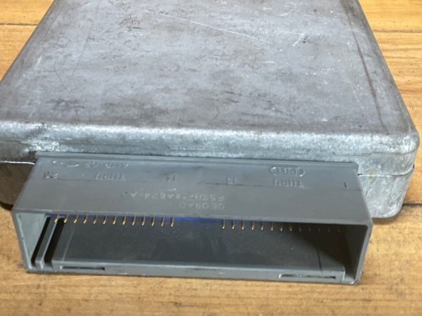 2000 Ford Taurus 3.0L Engine Computer Module  ECM ECU YF1F-12A650-AEC - Image 5