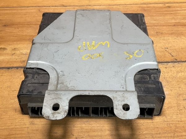 2000 Mitsubishi Montero 3.0 Engine Computer Module ECU ECM MD369101 - Image 6