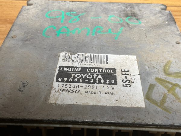 2000 Toyota Camry  Engine Computer Module ECU ECM OEM 89666-06020 - Image 3