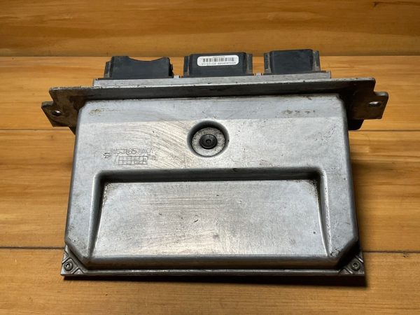 2000's Ford  Engine Computer Module ECM PCM AE5a-12a650-FTA - Image 5