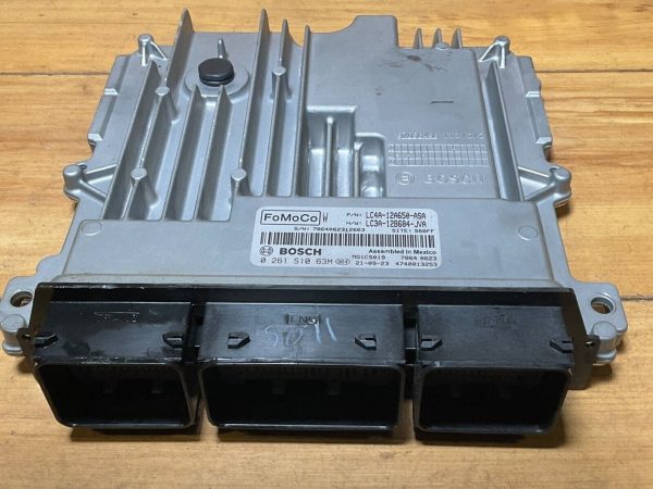 2000's Ford Engine Computer Module  ECU ECM  OEM P/N: LC4A-12A650-ASA