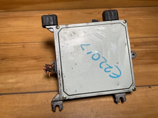 2000's Honda ECM ECU PCM Engine Computer module part# 37320-rl6-q03 - Image 4