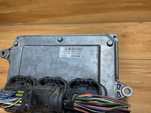2000's Honda ECM ECU PCM Engine Computer module part# 37820-RNC-Q05 - Image 3