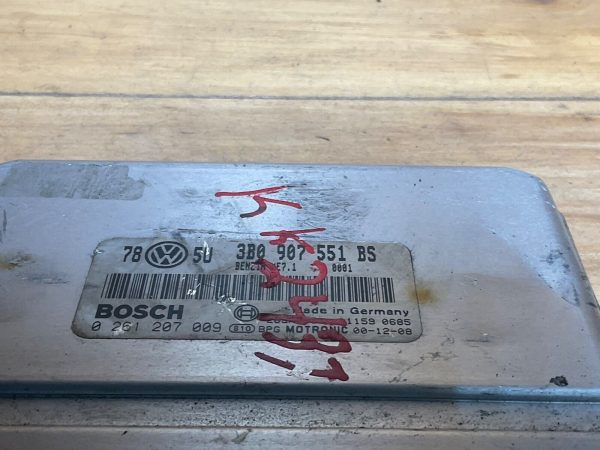 2001-02 Volkswagen Passat 2.8 Engine Computer Module ECM ECU  3B0 907 551 BS - Image 6