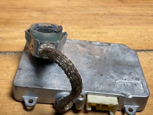 2001-2005 Lexus IS 300 Xenon HID Headlight KoiTo Ballast 85967-41010 - Image 3
