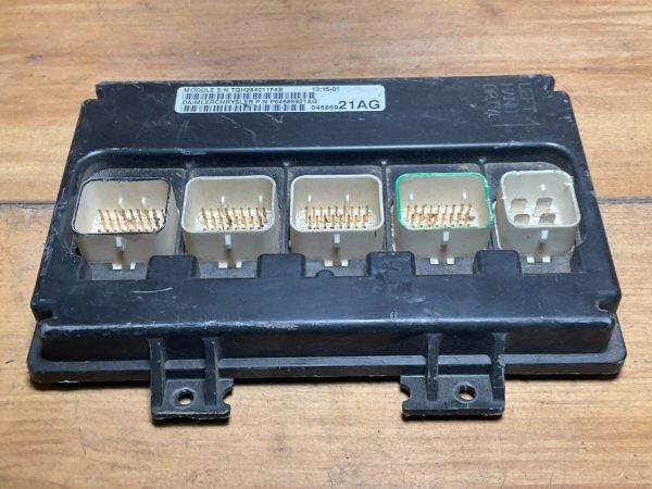 2001 Chrysler Voyager Engine Computer Module ECM ECU OEM 04686921AG