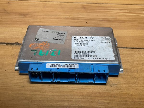 2002-2005 BMW 3-Series Transmission Control Module TCM OEM  7 515 810