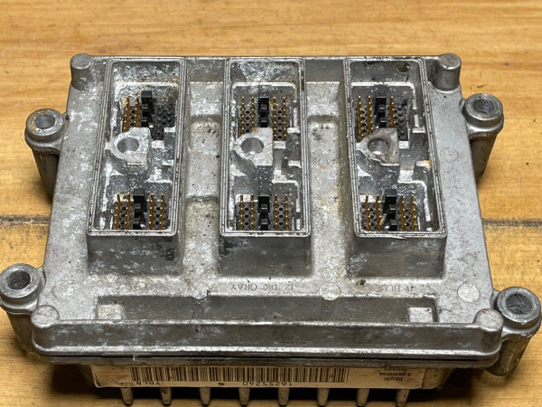 2002 Chevrolet Trailblazer Engine Computer Module ECM ECU OEM 16255240 YBLR