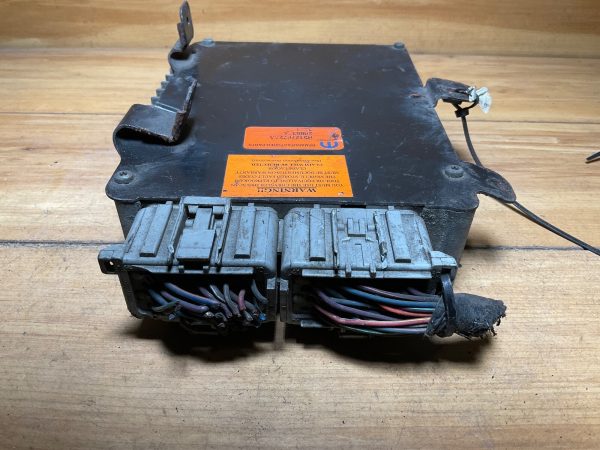 2002 Chrysler Town & Country 3.3L Engine Computer Module ECU ECM R5127672AA - Image 4