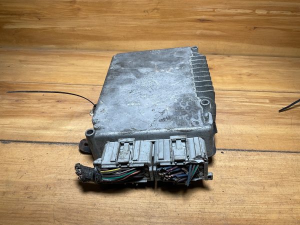 2002 Chrysler Town & Country 3.3L Engine Computer Module ECU ECM R5127672AA - Image 6