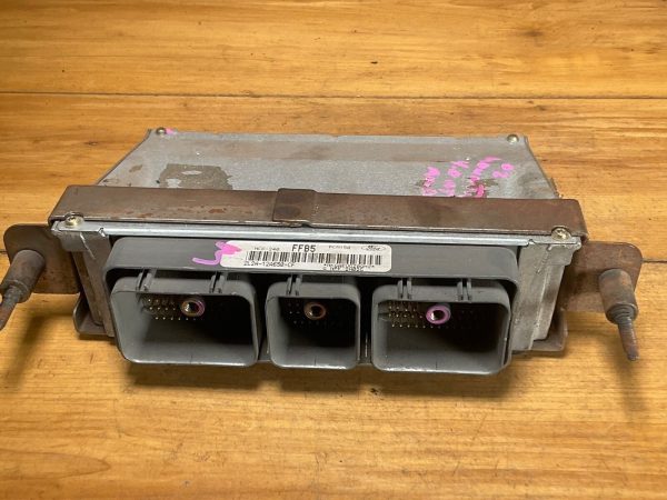 2002 Ford Explorer 4.0L Engine Computer Module  ECU ECM 2L2A-12A650-CF