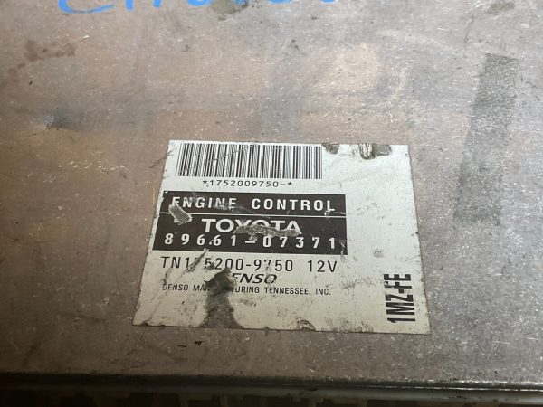 2002 Toyota Avalon Engine Computer Module ECU ECM OEM  89661-07371 - Image 3