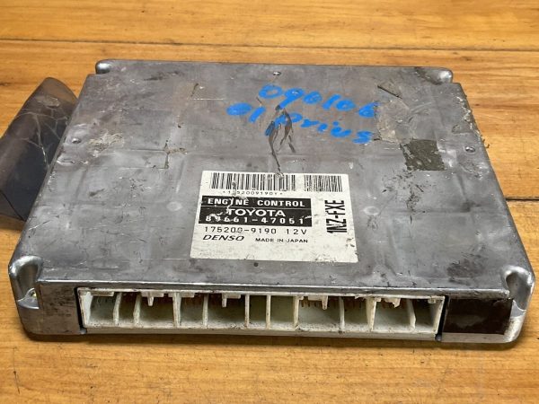 2002 Toyota Prius Engine Computer Module ECU ECM 89661-47051