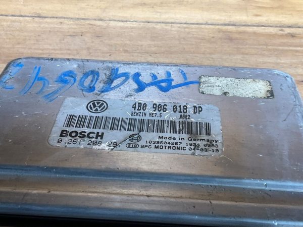 2003 -05 Volkswagen Passat 1.8t Engine Computer Module ECM 4B0 906 018 DP - Image 3