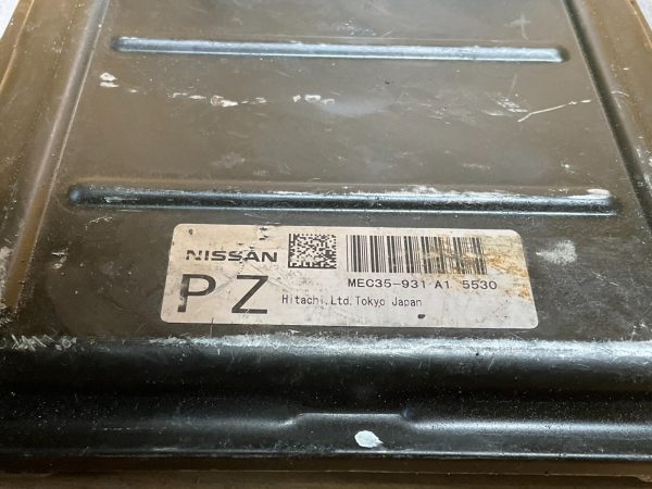 2003-2004 Nissan Engine Computer Module ECM ECU OEM MEC35-931 A1 - Image 3