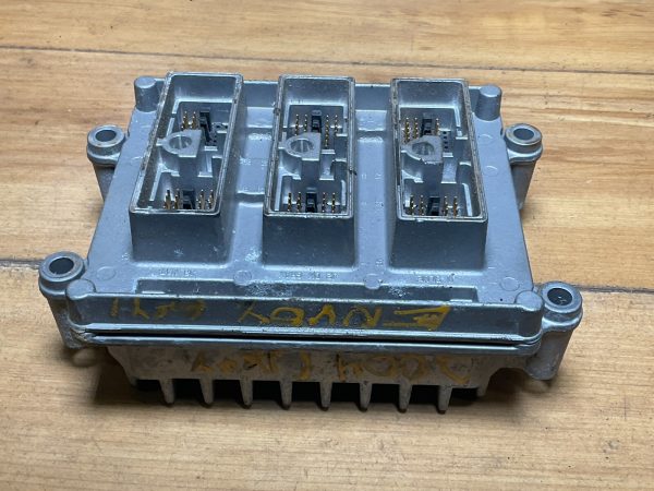 2003-2005 Chevrolet TrailBlazer 4.2L Engine Computer Module ECM ECU OEM 19210065