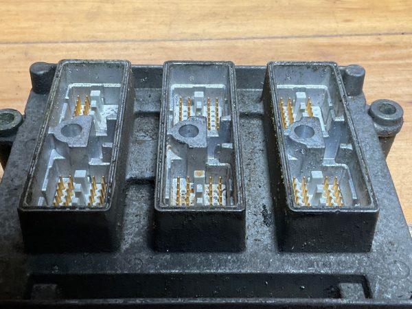 2003-2005 Chevrolet TrailBlazer Engine Computer Module ECU ECM 12574976 - Image 4