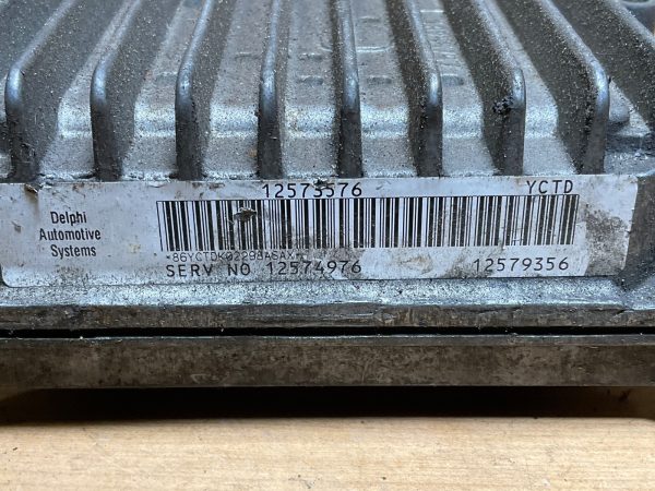 2003-2005 Chevrolet TrailBlazer Engine Computer Module ECU ECM 12574976 - Image 5