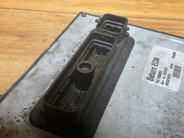 2003 Saturn Ion 2.2 Engine Computer Module Ecu Ecm 12580204 - Image 5