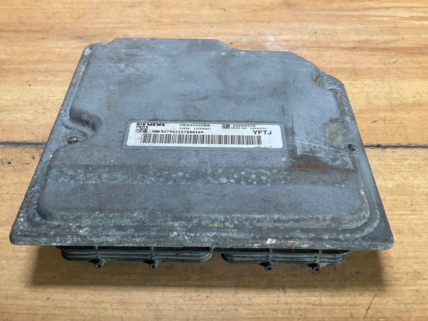 2004-06 Cadillac CTS Engine Computer Module ECU ECM 24229379 5WK33520BB