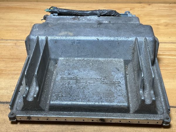 2004-2005 Chevrolet  Impala  Engine Computer Module ECM ECU 12583827