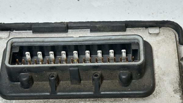 2004-2006 Dodge Durango Multi-function Module 04692015AK 04692024AK - Image 4
