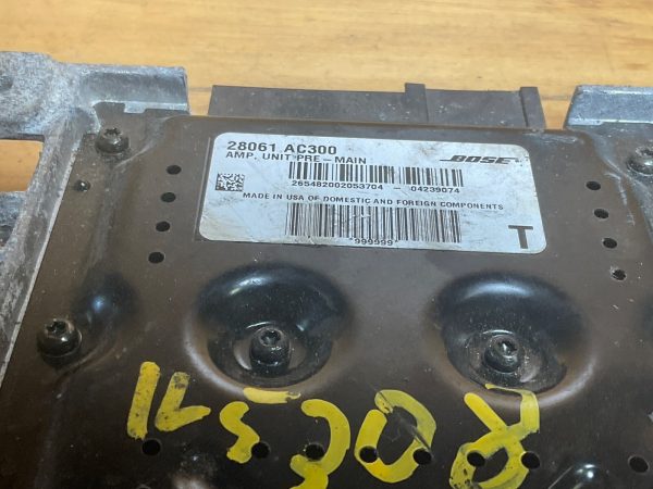 2004-2006 Infiniti G35 Bose Radio Stereo Audio Amplifier 28061 AC300 - Image 4