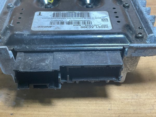 2004-2006 Infiniti G35 Bose Radio Stereo Audio Amplifier 28061 AC300 - Image 5