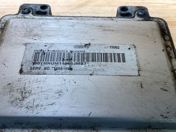 2004 Chevrolet Malibu 3.5L V6  Engine Control Module ECU ECM 12589770 - Image 4