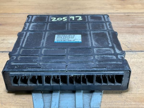 2004 ECLIPSE STRATUS SEBRING 2.4L MN132948 Engine ECM Control Module