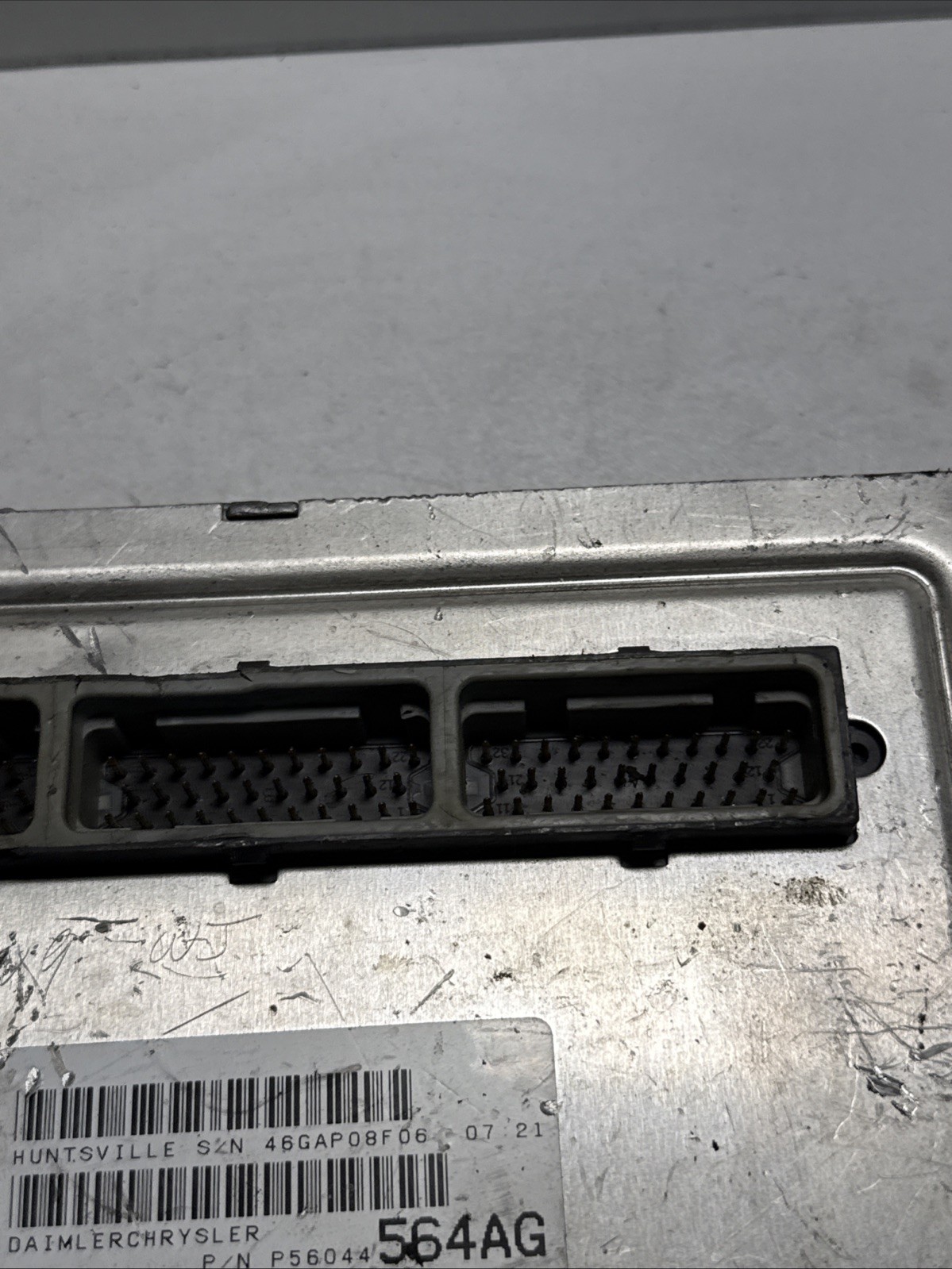 2004 Jeep Cherokee 4.7L ECU Engine Control Unit 56044564AG - Image 5