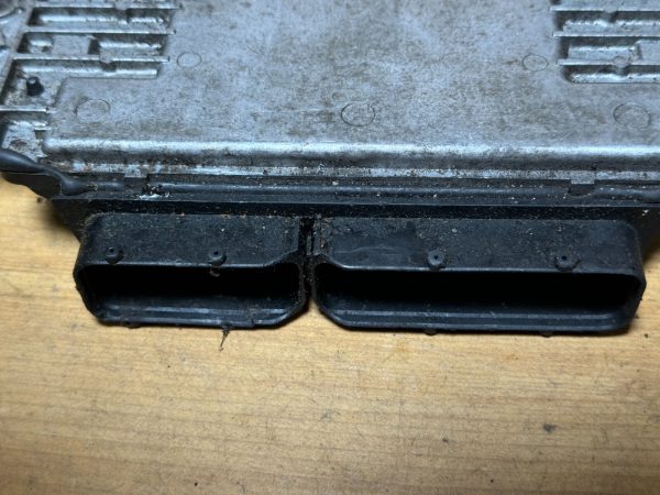 2004 Nissan Armada Engine Control Computer Module MEC36-241 A1 4730 OEM - Image 5