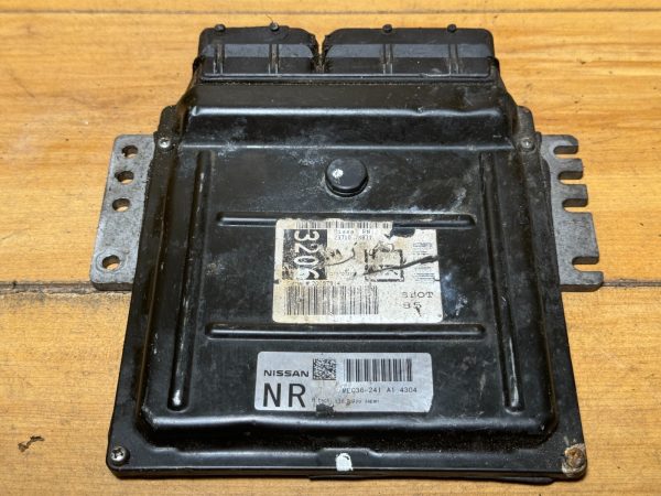 2004 Nissan Armada Engine Control Computer Module MEC36-241 A1 4730 OEM