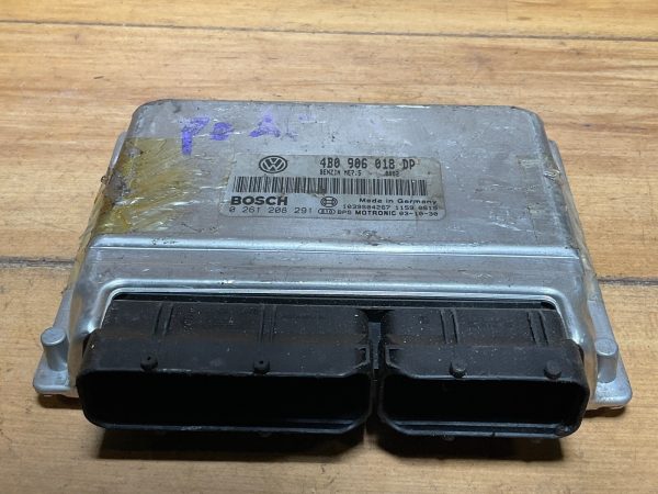 2004 Volkswagen Passat 1.8 Engine Computer Module ECM ECU 4B0 906 018 DP