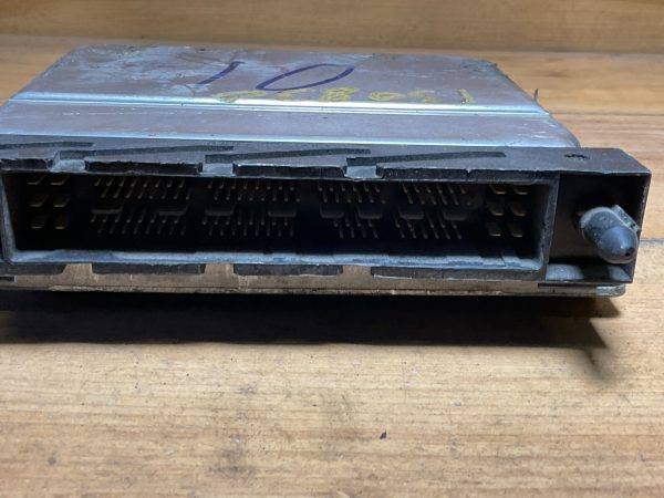 2004 Volvo XC90  Engine Control Module Computer ECM ECU OEM  0261207227 - Image 6