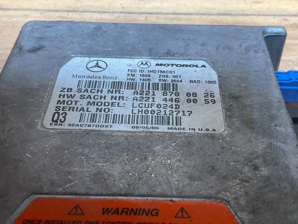 2005-12 Mercedes CLK500 Voice Communication Control Module A221 870 08 26 - Image 4