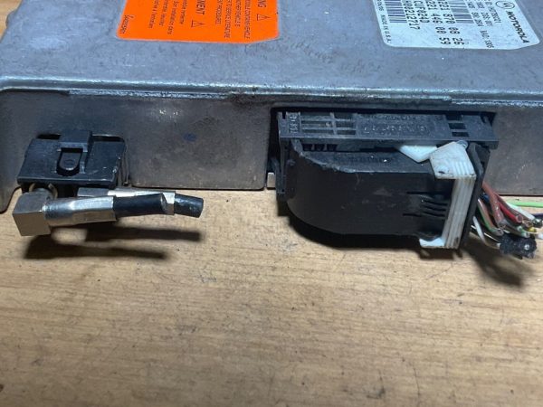 2005-12 Mercedes CLK500 Voice Communication Control Module A221 870 08 26 - Image 6
