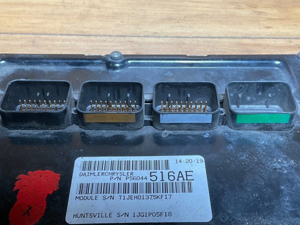 2005-2006 Jeep Grand Cherokee 3.7 Engine Computer Module ECM ECU 56044516AE - Image 4