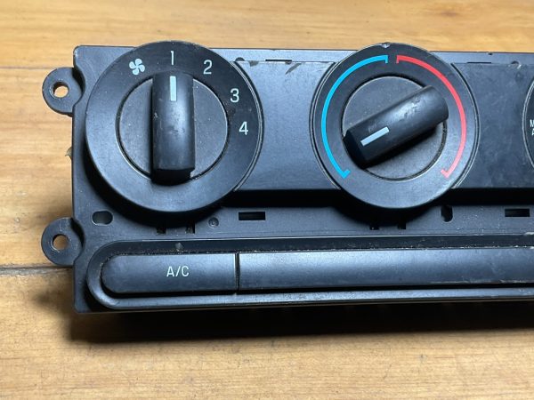 2005-2010 Ford F250 Climate Control Module  OEM 19980ENMHA - Image 3