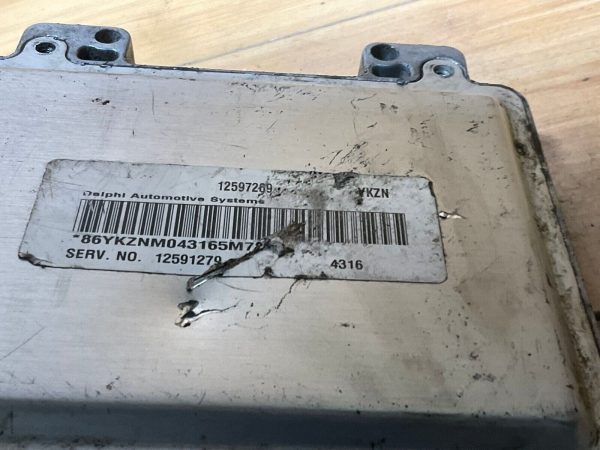2005 CHEVY EQUINOX ECM ENGINE COMPUTER MODULE 12591279 YKZN - Image 3