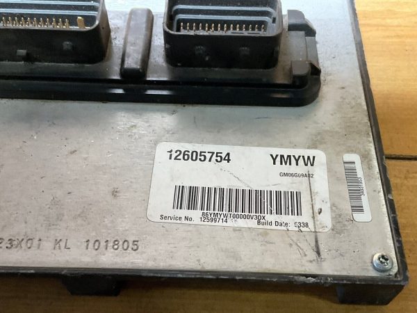 2005 Chevrolet Cobalt 2.0L Engine Computer Module ECM ECU PCM 12605754 YMYW - Image 3