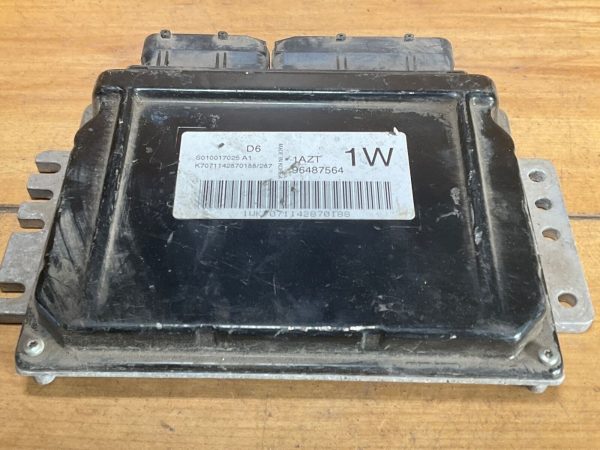 2005 Chevrolet Epica Engine Computer Module ECM  ECU 96487564