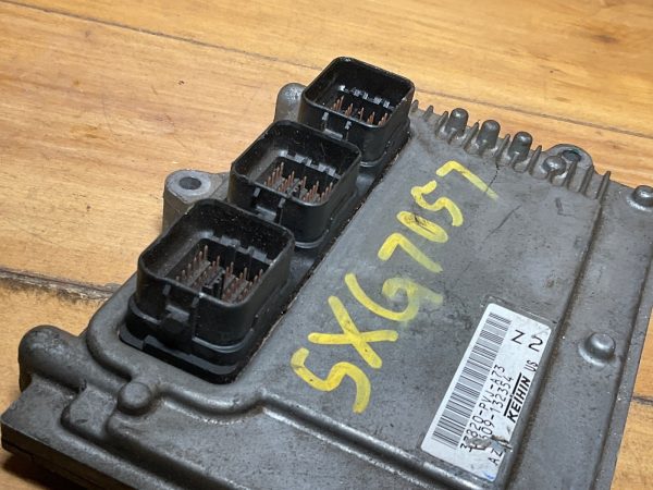 2005 Honda Pilot 3.5L Engine Computer Module ECM ECU 37820-PVJ-A73 - Image 5