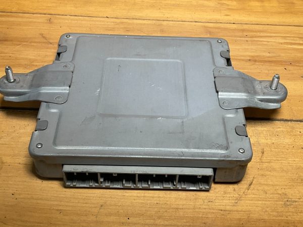 2006-2009 Toyota Prius Hybrid Engine Computer Module ECM ECU OEM 89981-47211 - Image 6