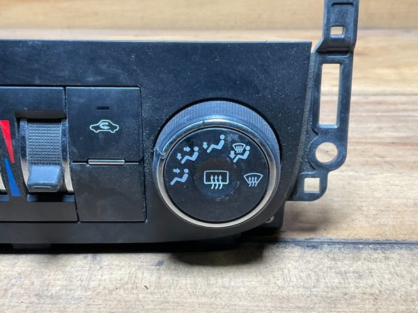 2006-2011 Chevrolet  Impala  Dual Zone Climate Temperature Control OEM 20861784 - Image 5
