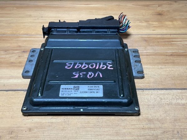 2006 Nissan PCM ECU ECM ENGINE CONTROL MODULE P/N: MEC35-921R 5818