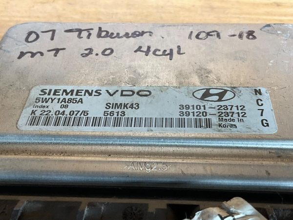 2007-08 Hyundai Tiburon Engine Control Module ECM ECU 3912023712 - Image 3