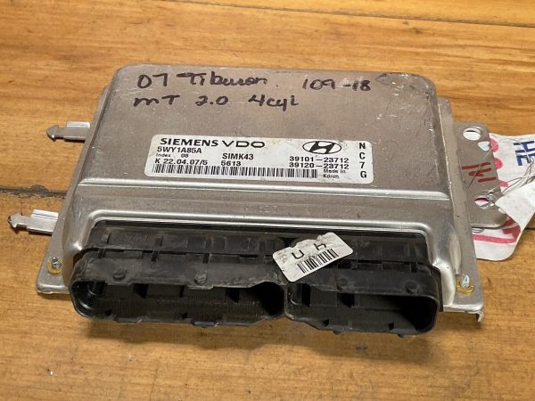 2007-08 Hyundai Tiburon Engine Control Module ECM ECU 3912023712