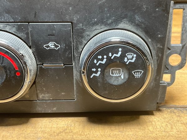 2007-2009 GMC Sierra Climate Control Temperature Unit OEM 20787117 - Image 5