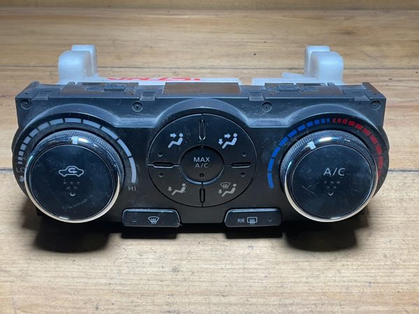 2007-2009 Nissan Altima A/C Heat Temperature  Climate Control 27510-ZX00A